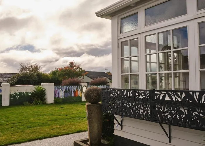 Victorian Designs - Spacious In Сasa de vacaciones Rotorua