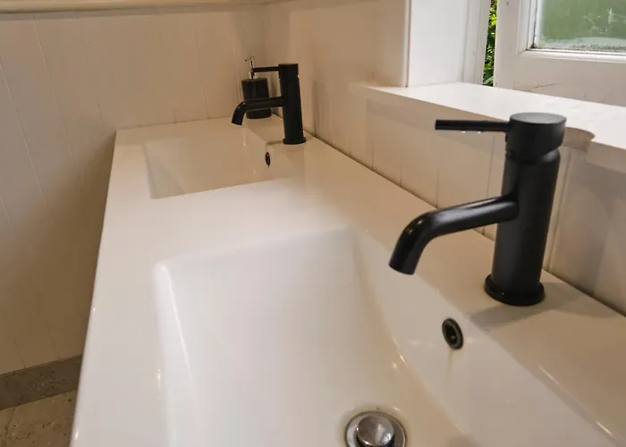 Victorian Designs - Spacious In Rotorua